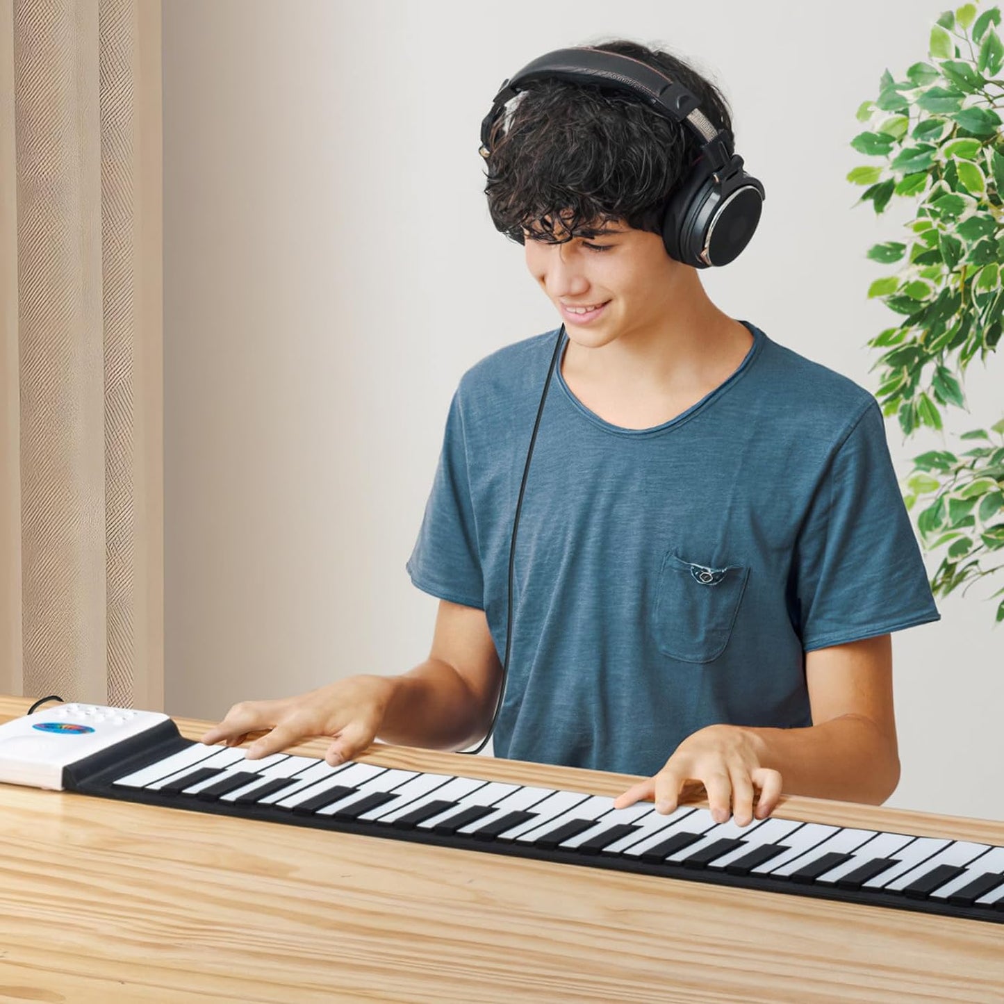 49 Key Roll Up Keyboard Piano, Portable Digital Electric Foldable Piano Keyboard, Rechargeable, 47 Tones, 14 Educational Demo Songs, for Beginners Gift (Black & White Key)
