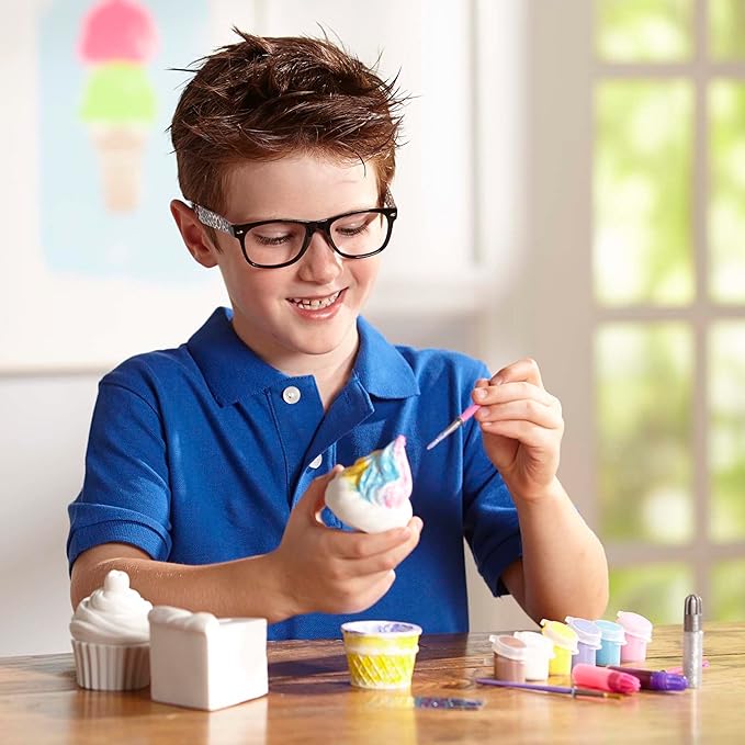 Melissa & Doug Sweet Keepsakes Craft Kit: 2 Decorate-Your-Own Treasure Boxes and a Cake Bank, One Size, Dyo
