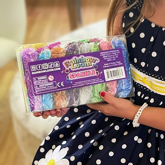 Rainbow Loom® Treasure Box Sparkle Edition, 8,000 Rubber Bands in 8 Different Sparkly Colors, and a Bonus of 2 Happy Looms, Great Activities for Boys and Girls 7+
