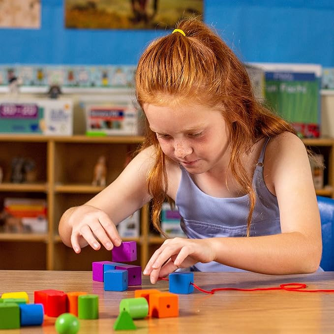 Stages Sensory Builder Colorful Wooden Stringing Beads in Sturdy Handled Tub, 96 Beads and 6 Strings, for Developing fine Motor Skills and Hand Eye Coordination