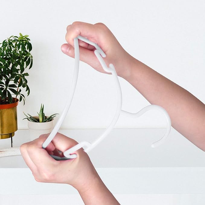 GoodtoU 60Pack Baby Clothes Hangers for Closet Plastic Small Kids Hangers Childrens Nursery Hangers Infant Hangers for Closet