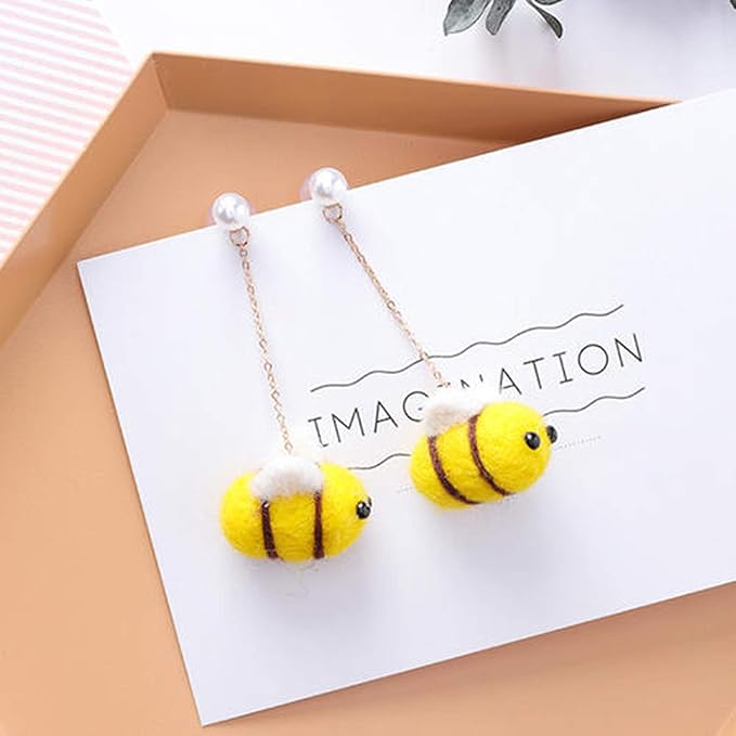 Prudance 12 Piece Wool Felt Bees Cute Bee DIY Craft Ball Supplies for Baby Shower Children Party Nursery Tent Home Decoration