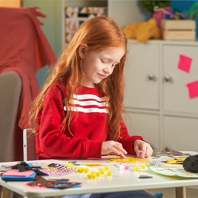 ARTEZA Kids Felt Kit, 357 Pieces, 25 Pre-Cut Animal Shapes, 5 Felt Sheets, 140 Mini-Pieces, Gemstone Stickers, Yarn, and Glue