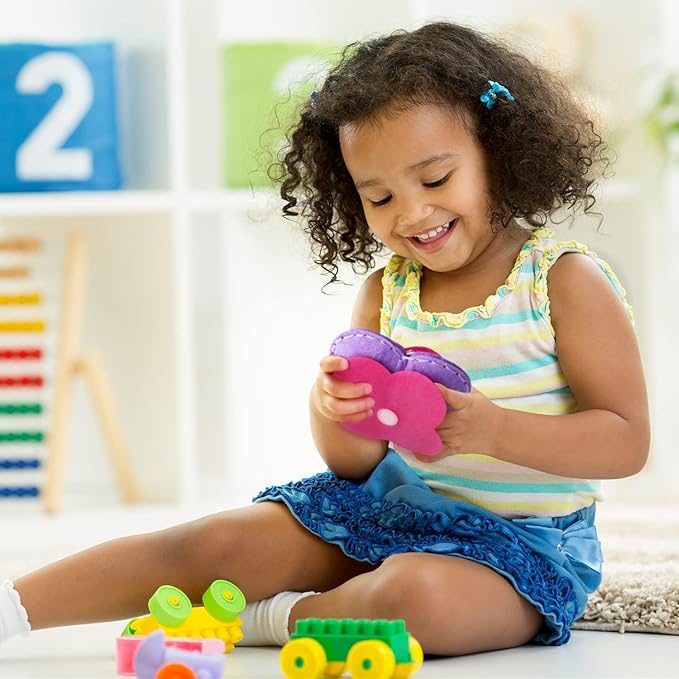 Arteza Kids Hand Sewing Kit, 5 Learn to Sew Plush Nature Crafts, 50 Pieces, Pre-Cut Felt Shapes, Plastic Needles, Plush Fill, Buttons, and Thread, Kids’ Craft Supplies with Instruction Guide