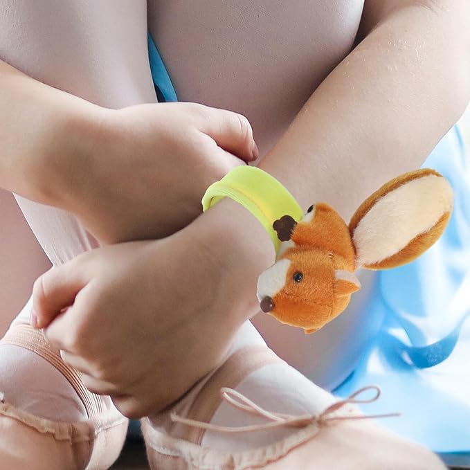 LUOZZY 2 Pcs Squirrels Slap Bracelet Stuffed Animal Slap Bracelet Squirrel Lovely Stuffed Animal Snap Bands for Kids Boys Girls Halloween Birthday Party Favors