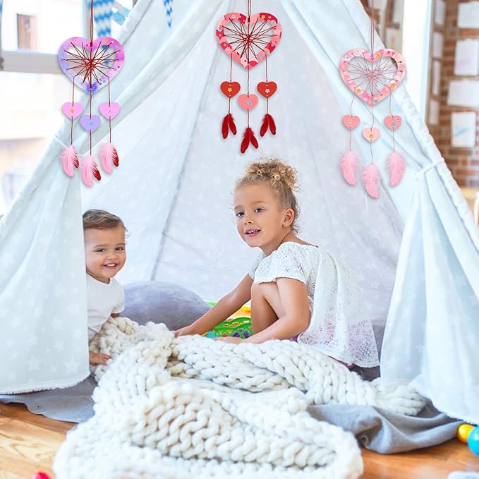 Fennoral 18 Pack Heart Dream Catcher Craft Kit for Kids Paint You Own Love Heart Dream Catcher DIY Coloring Mother's Day Wooden Art and Craft for Art Activity Project Valentine's Day Decoration