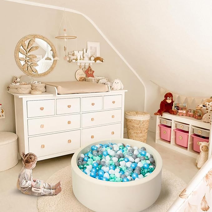 GOGOSO Shape Ball Pits Balls, Star Heart Plastic Play Balls for Toddlers Kids Children, DIY Giant Friendship Bracelet Banner