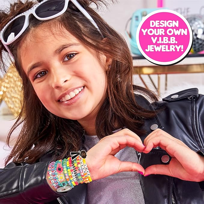 L.O.L. Surprise! O.M.G. Double Feature Ultimate Jewelry Studio, Over 2500 Beads, Create 50+ Pieces of Jewelry Doll Charms, Alphabet Beads & Stickers, Bead Kit for Kids Ages 6, 7, 8, 9