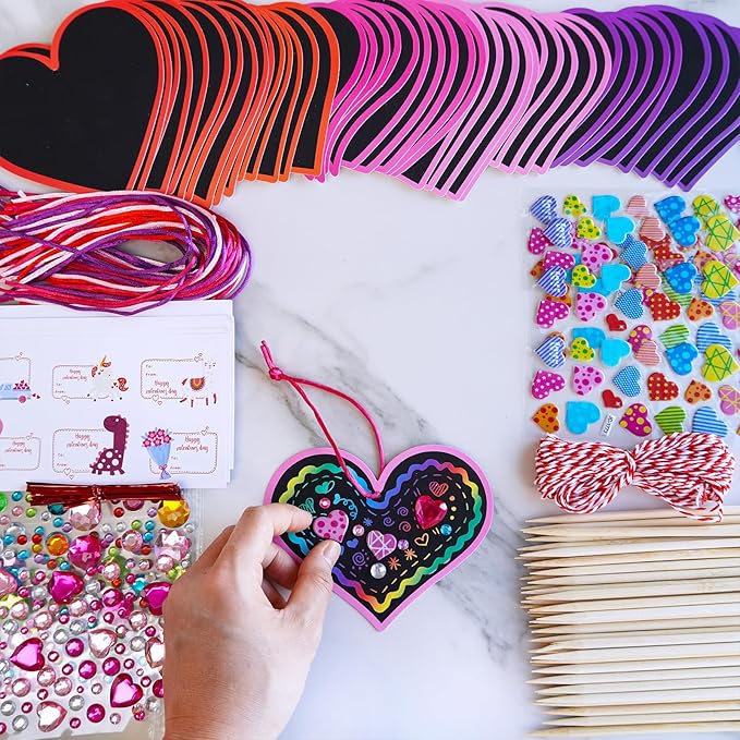 Winlyn 45 Sets 9 Styles Magic Color Scratch Black Valentine Heart Ornaments Decorations Valentine Scratch Art Heart Valentine's Day Craft Kits for Kids Classroom Activities Party Favors Gift Exchange