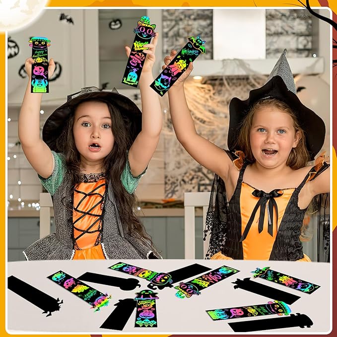AUGSUN 96Pcs Halloween Scratch Bookmarks, Cute Pumpkin Bat Spider DIY Crafts Kit Rainbow Magic Scratch Paper Art School Classroom Activity Halloween Party Favors