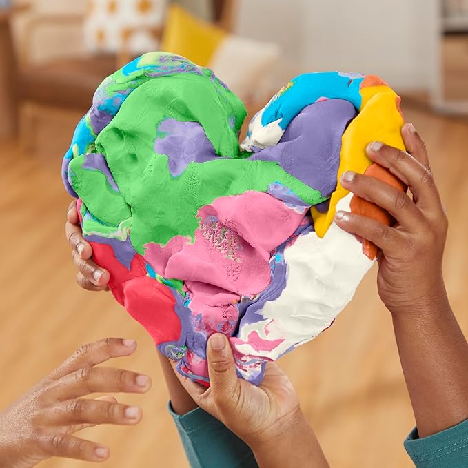 Play-Doh 9 Pack Favorite Color Set, Assorted Colors, 2 & 4 Ounce Modeling Compound Cans, Kids Arts & Crafts, Preschool Toys for 2 Year Old Girls & Boys & Up (Amazon Exclusive)