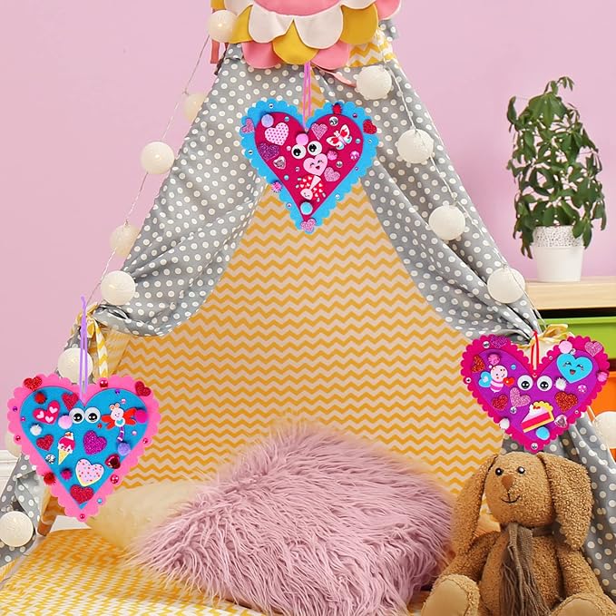 Winlyn 24 Sets Valentine's Day Heart Ornaments Decorations DIY Felt Heart Valentine Craft Kits Assorted Felt Heart Stickers Googly Eyes for Kids Valentine Gift Exchange Classroom Activity Art Project