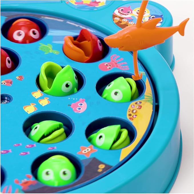 Spin Master Games, Pinkfong Baby Shark Let's Go Hunt Musical Fishing Game with Sound, Preschool Educational Toy, for Fans of Baby Shark & Kids Who Love Music, 2-4 Players, for Ages 4 & Up