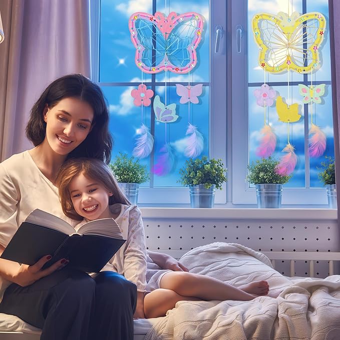 TREACLUB 8Pack Butterfly Dream Catcher Craft Kit for Kids, Unfinished Wooden Butterflies Wood for Painting, Butterfly Shaped Dream Catcher Craft for Home Classroom Brithday Spring Summer Art Activity