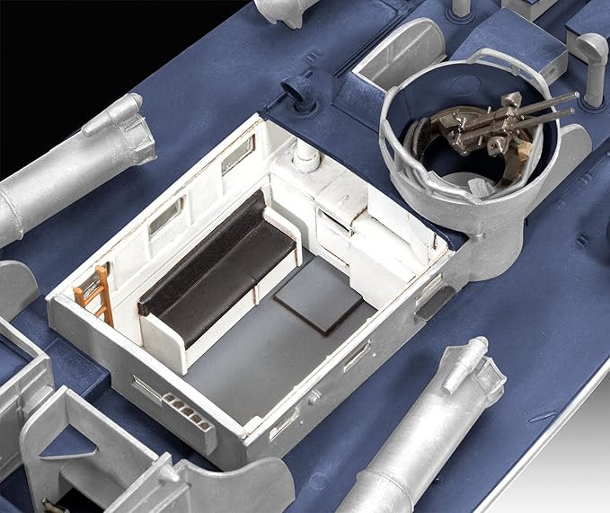 Revell 05175 Patrol Torpedo Boat PT-559 / PT-160 Model Kit 1:72 Scale