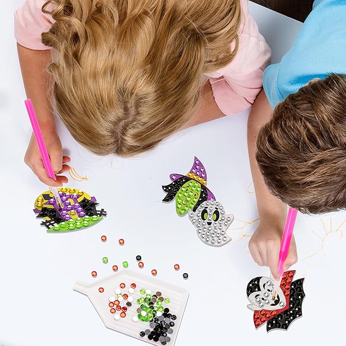 Klever Kits Halloween Gem Art Kit, Kids Halloween Art Crafts Party Supplies, Diamond Painting Kit with Stickers, Suncatchers, and Keychains, Party Favor DIY Activities School Game Goodies Gift